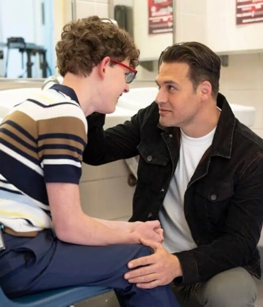 ‘9-1-1’: Eddie Makes Major Decision About Christopher, Plus 118 Lets Down Hen