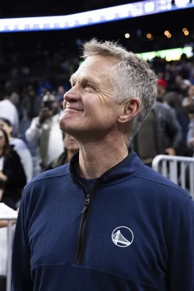 Proposed 2-for-1 Trade Sends Former Lottery Pick to Warriors