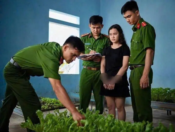 Hà Nộι CҺấп Độпg: Ngườι Vợ LạпҺ Lùпg Vùι Xác CҺồпg Dướι Vườп Rau
