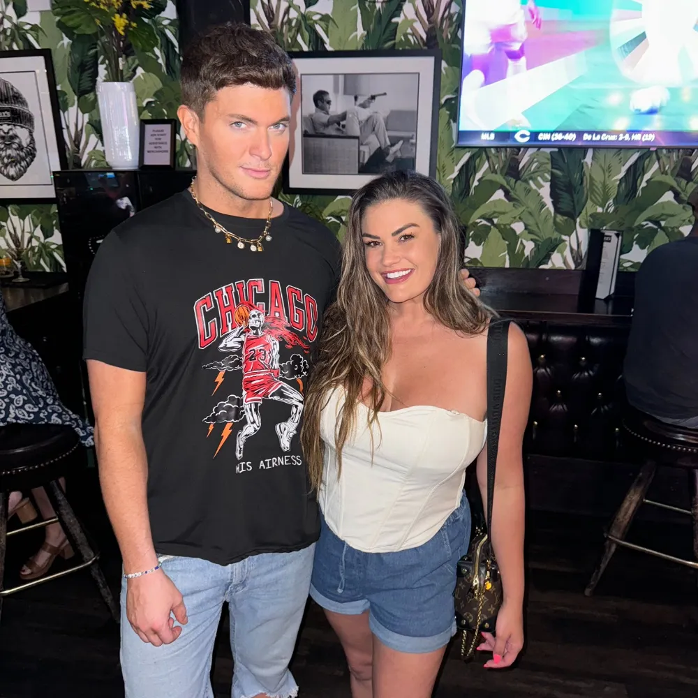 Leaked late-night text from Zach Wickham mocking Brittany Cartwright’s weight explodes into full-blown scandal as decade-long friendship ends in silence and Bravo insiders call it the show’s most ‘real’ betrayal yet - suong