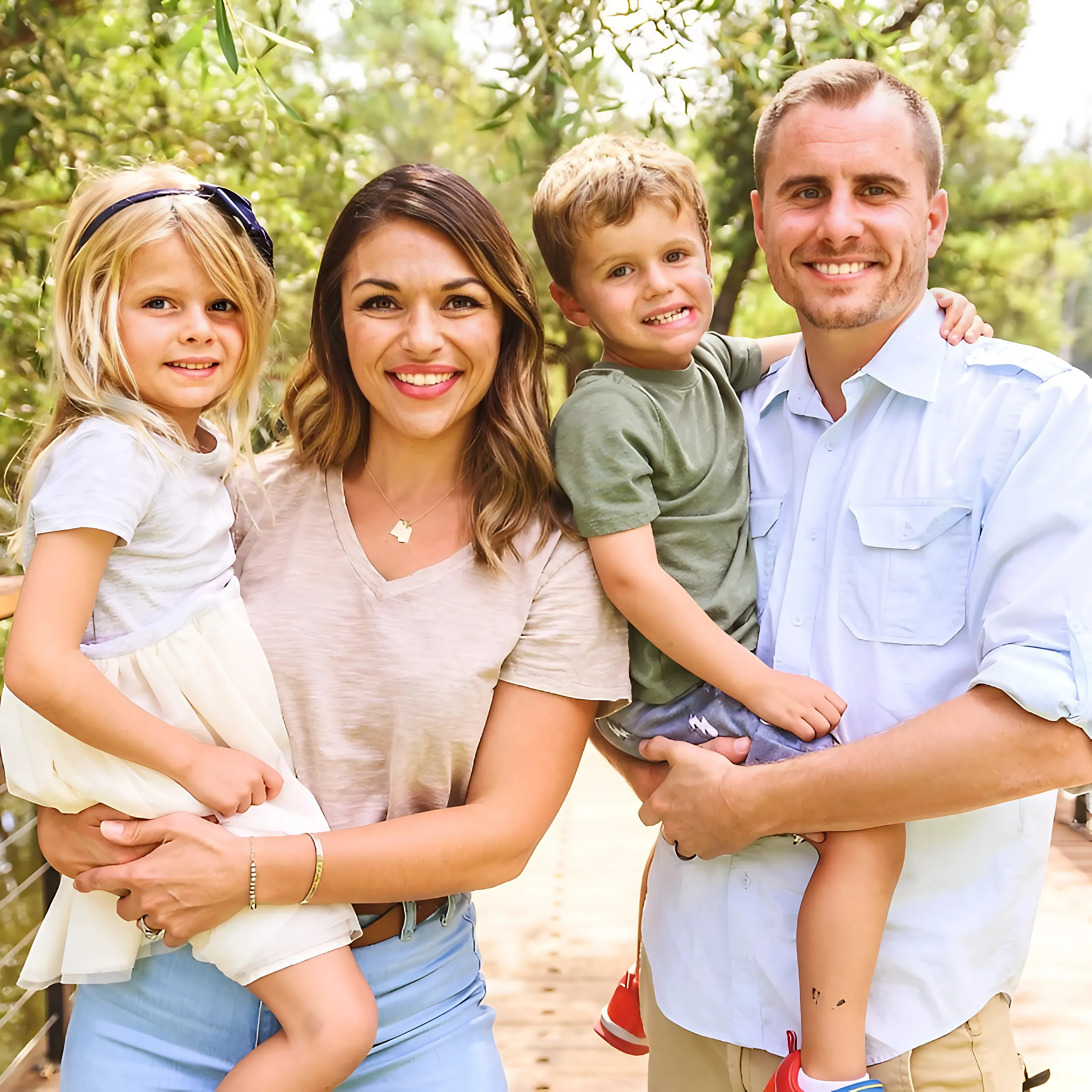 DeAnna Pappas’ Monthly Income as Flight Attendant Revealed 17 Years After ‘Bachelorette’ Fame