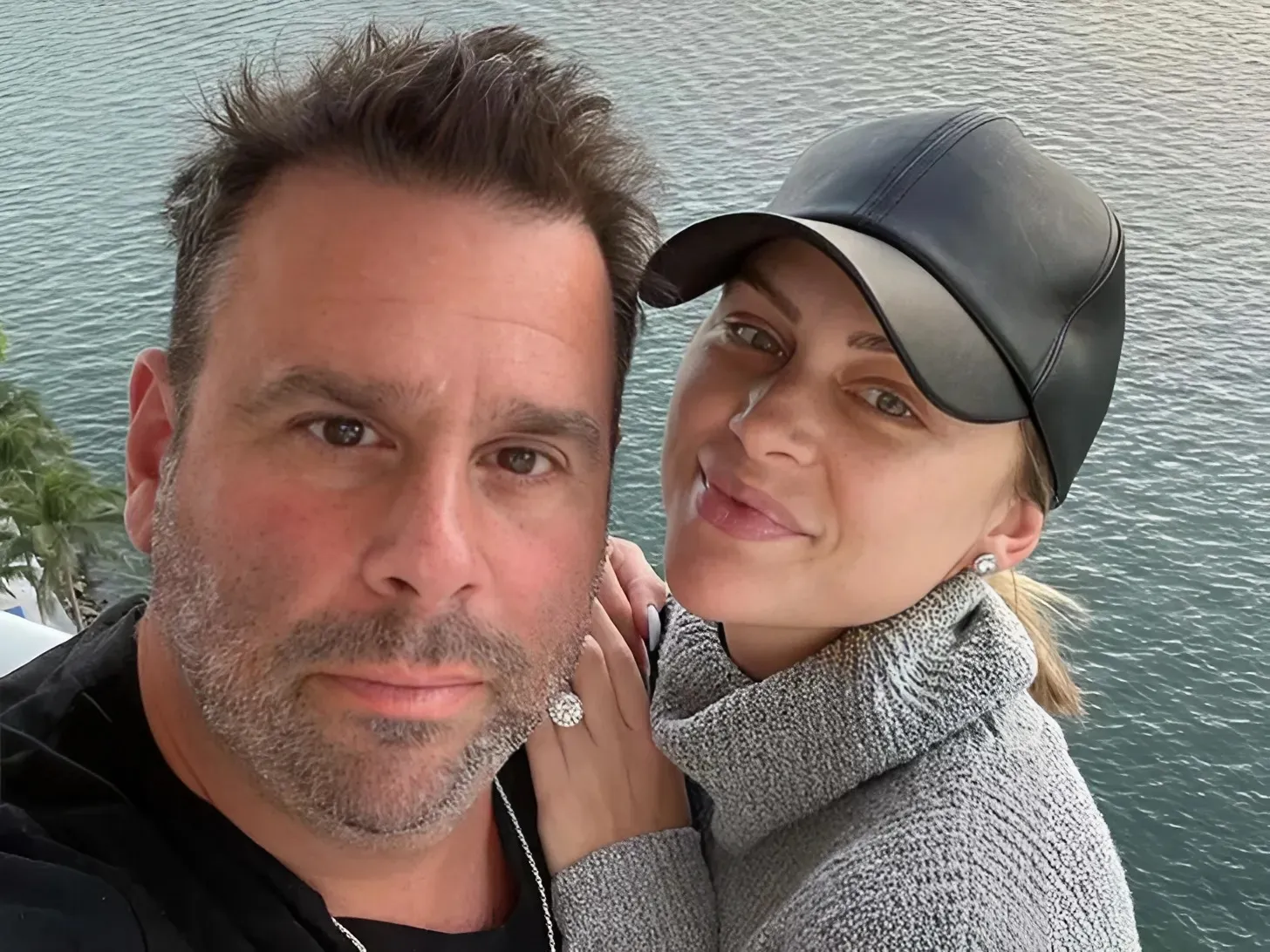 "Drama Blasts: Lala Kent Reveals Shocking Text Message From Randall Emmett – $150K For Eye Surgery!"