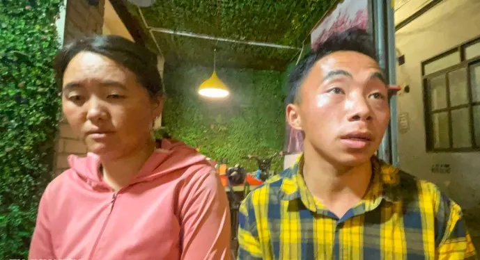 taxi khi đưa con đi khám ở Hà Nội: "Chúng tôi bị d-ọa trên xe. tôi sợ không có tiền người ta sẽ gi*t tôi"
