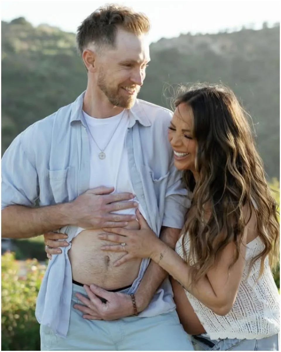 Kristen & Luke Spill About Becoming First-Time Parents & How Their (Furry) Family Feels