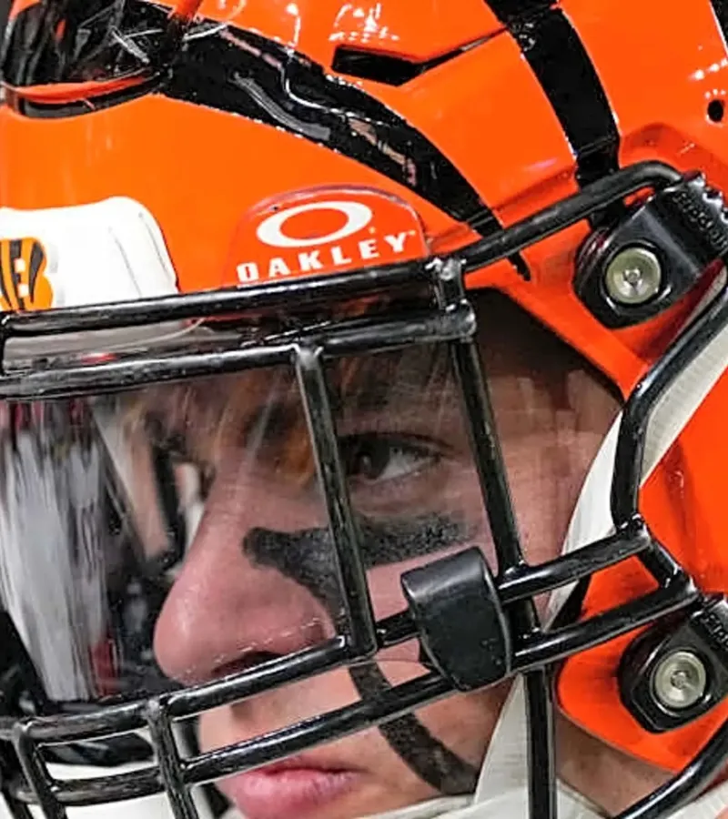Detroit Lions 2025 Opponent Resumes Contract Talks With Star Defender