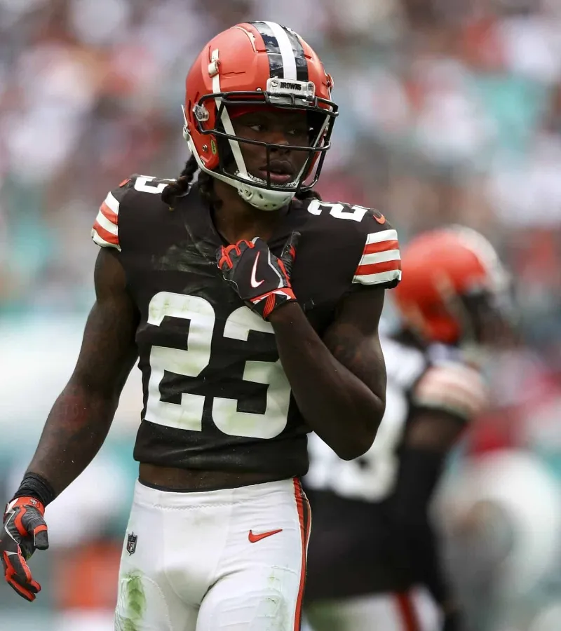 Browns Defense May Hinge on Unlikely Starter in Contract Year