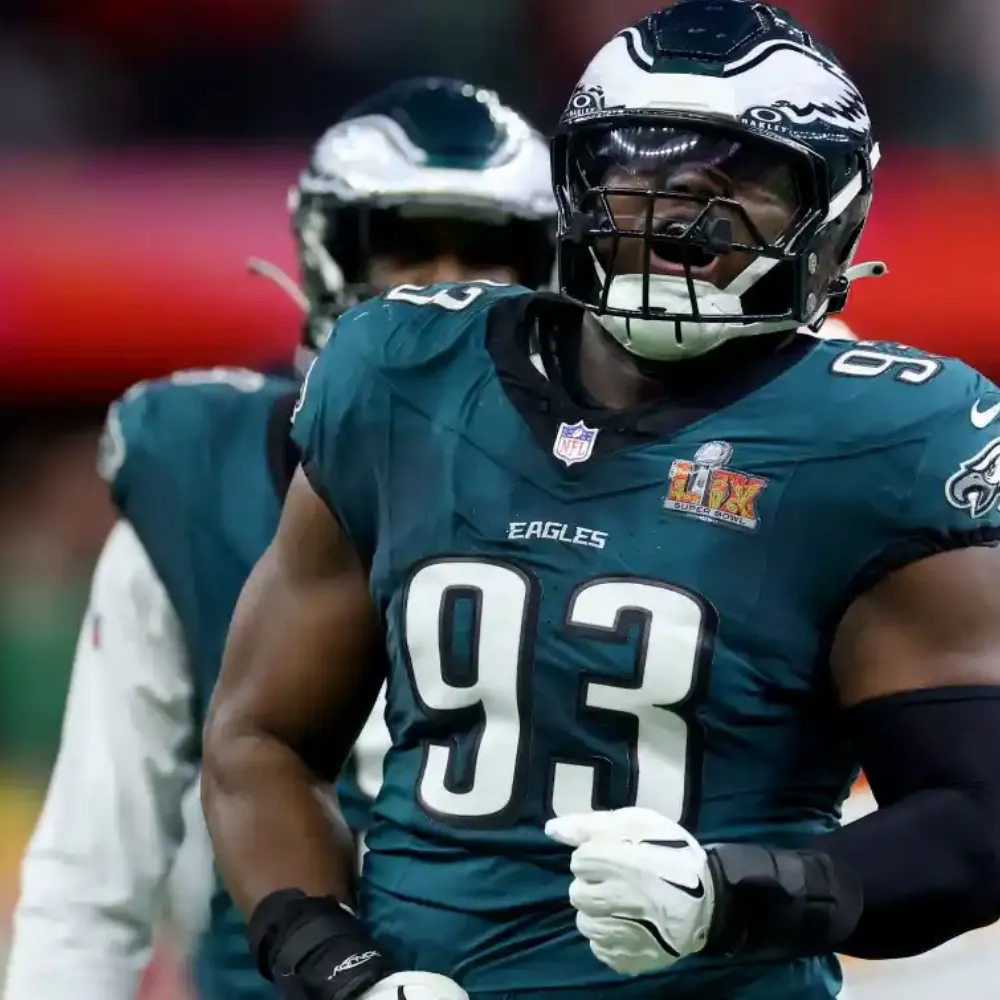 “$104M man gets no special treatment” – Former Eagles star Milton Williams slapped with ‘tough love’ as Patriots’ culture shift under Mike Vrabel begins with shock discipline and bold expectations - suong