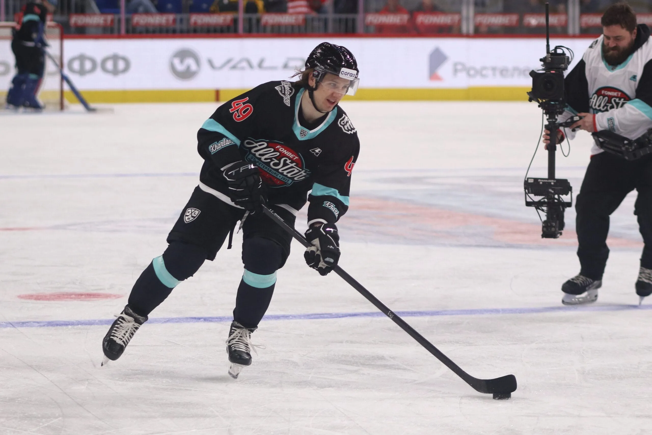 Boston Bruins eye KHL standout as they search for affordable offense
