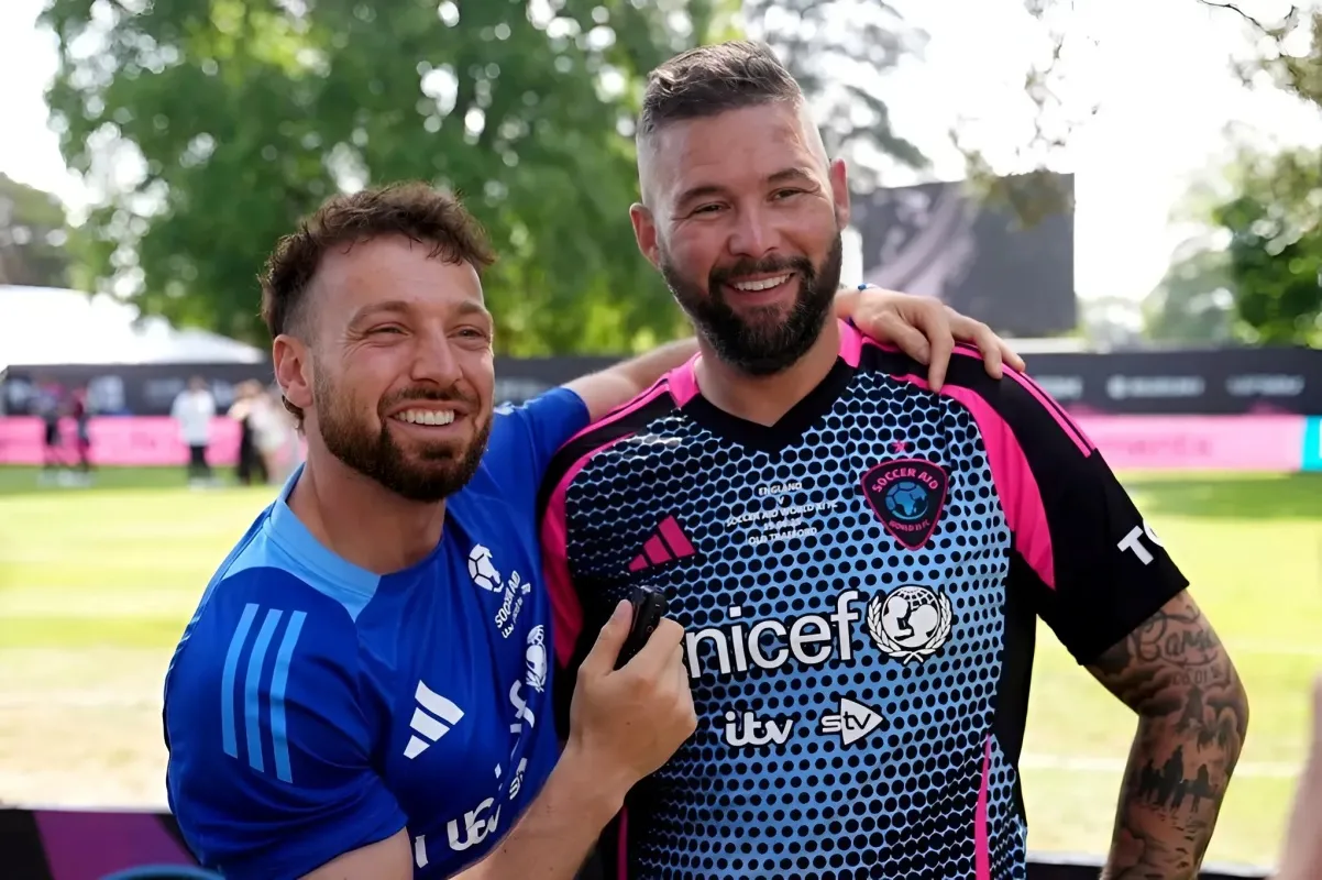 Tony Bellew demands Strictly Come Dancing star 'stay away from family' in Sam Thompson reunion liennhi