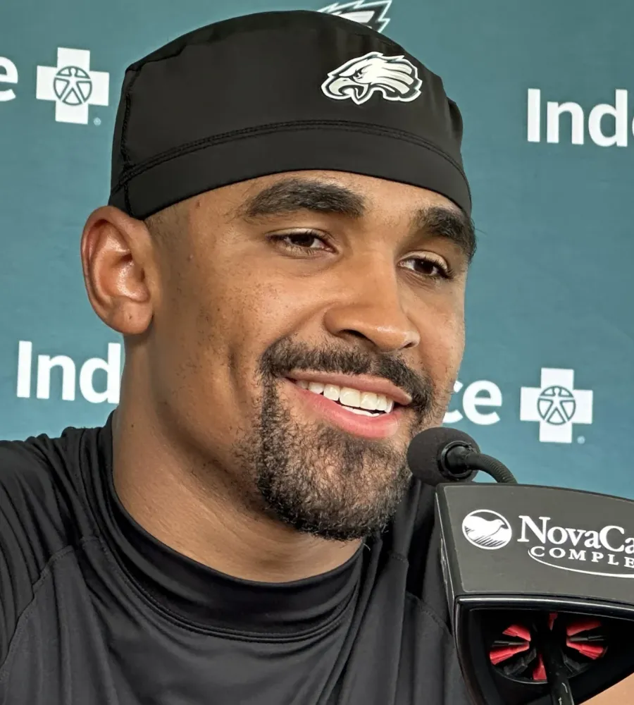 Eagles Dive Deep: 34 Players Earn ‘100‑Percenter’ Status—But Key Position Groups May Shift