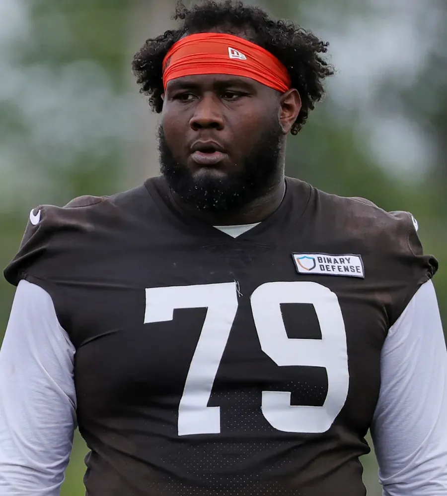 Rock or Broken? Dawand Jones Faces Make‑or‑Break Season as Browns’ LT