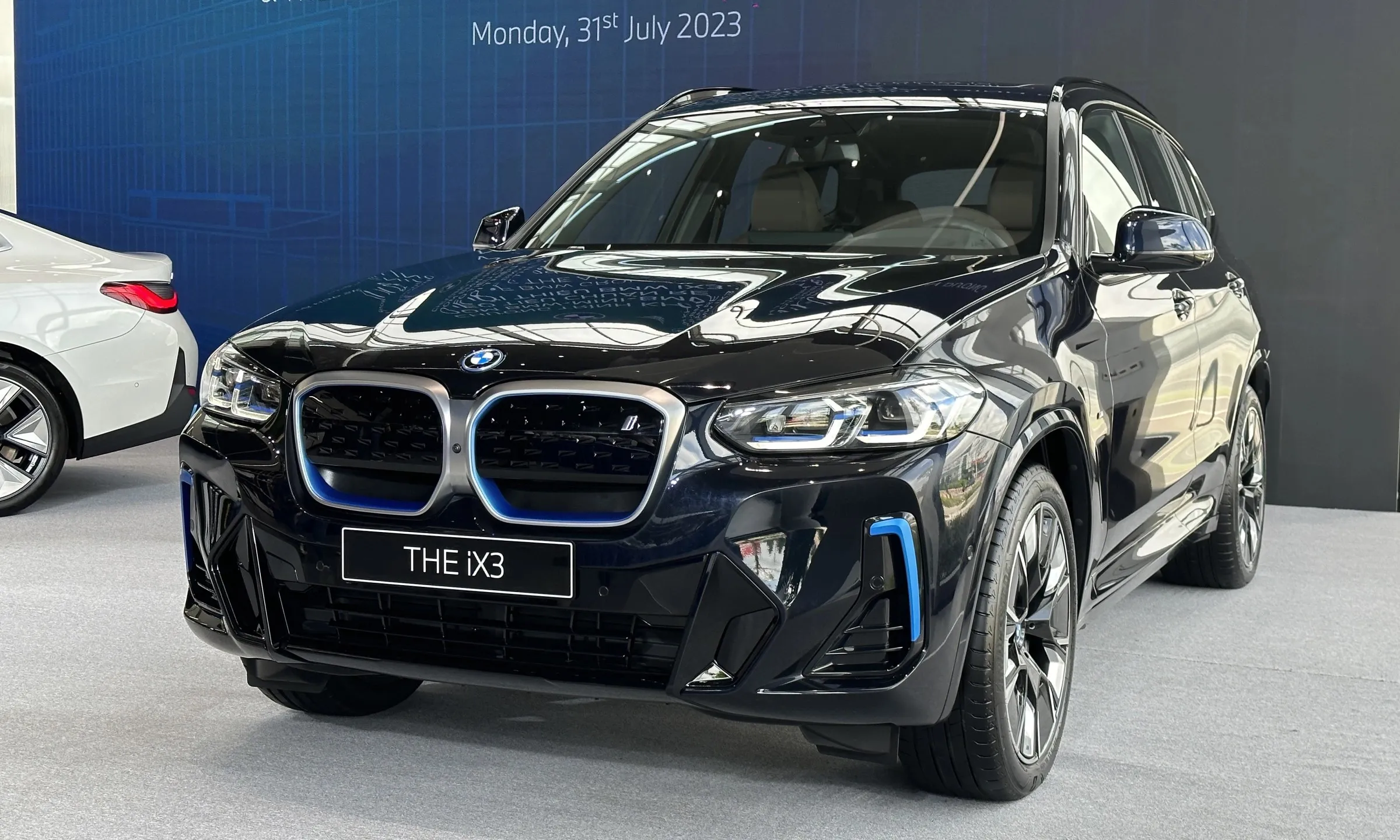 BMW iX3: The Smart, Sustainable Choice for Tech-Savvy Drivers