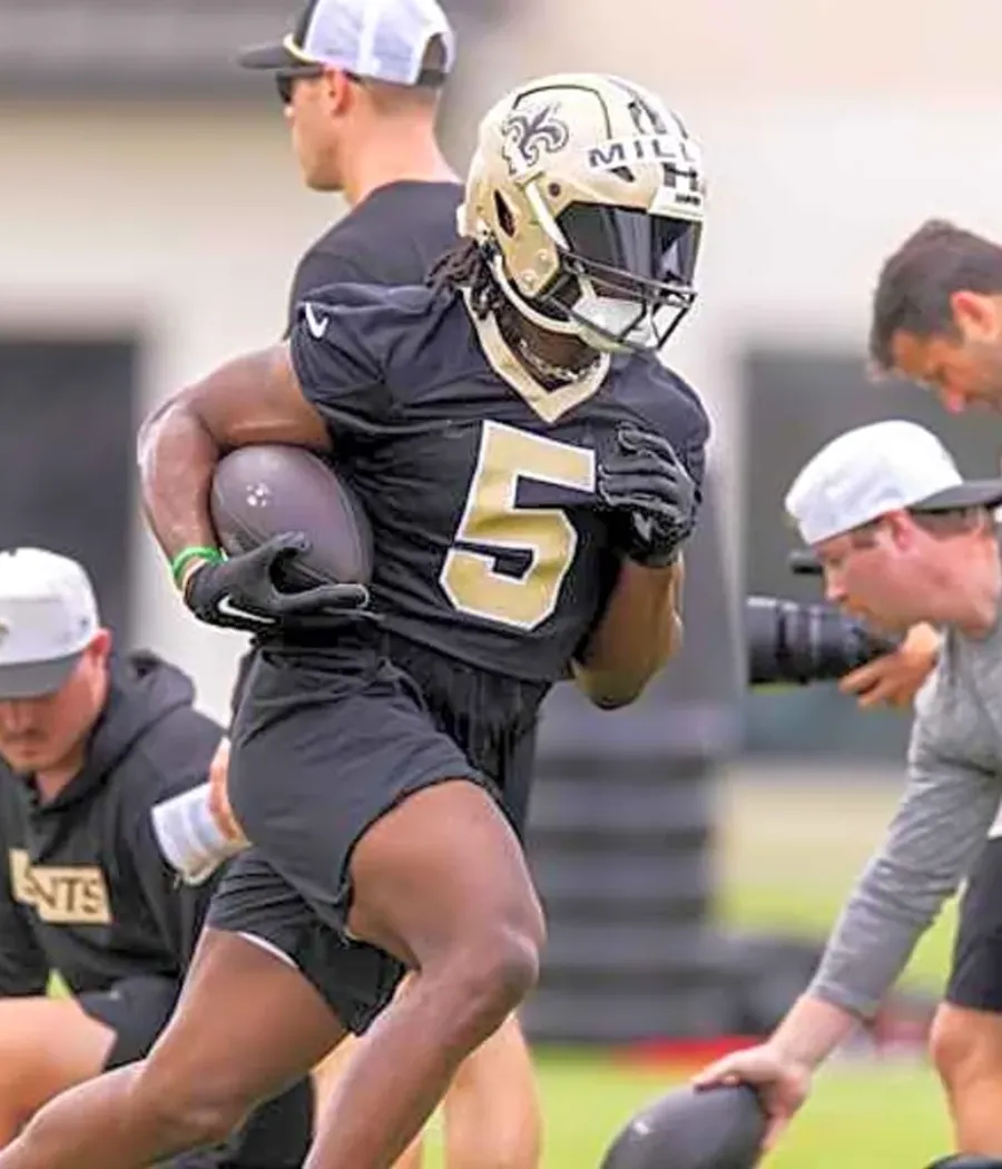 Saints Might Trade Promising 23-Year-Old RB To Offense-Needy Chiefs