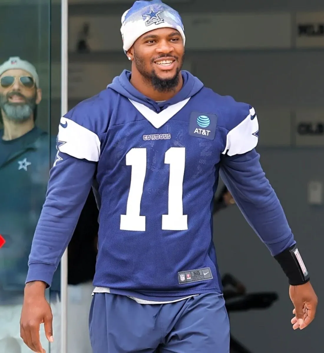 Underpaid Micah Parsons Still Earning $8 Million More Than Bengals’ Trey Hendrickson Amid Contract Extension Talks