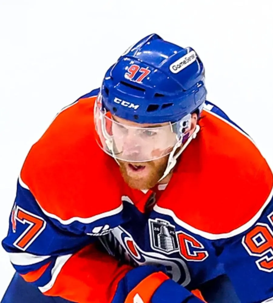 Connor McDavid gives heart-crushing response when asked about pressure