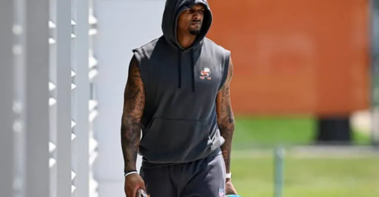 Analyst Warns Browns About Potential Deshaun Watson Return