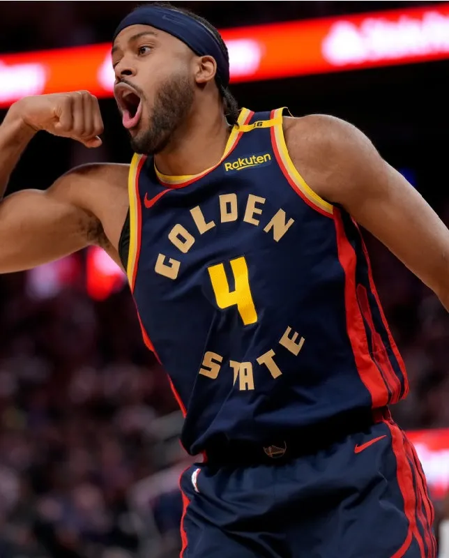 Warriors Have 'Internally Discussed' Packaging Young Player With Jonathan Kuminga in Trade Talks