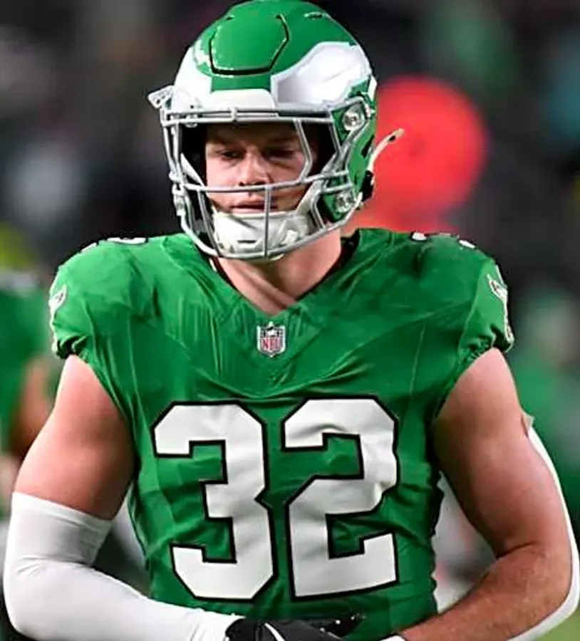 Carolina Panthers linked to talented Eagles DB in staggering trade proposal