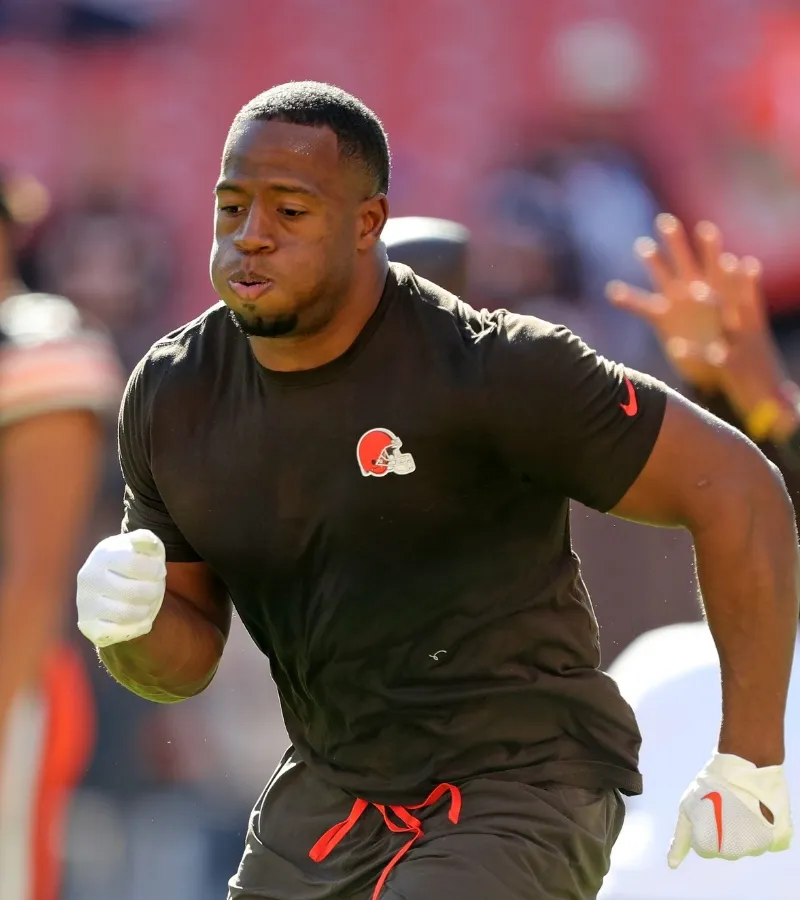 Insider Expects Nick Chubb to Return to Browns for One Reason