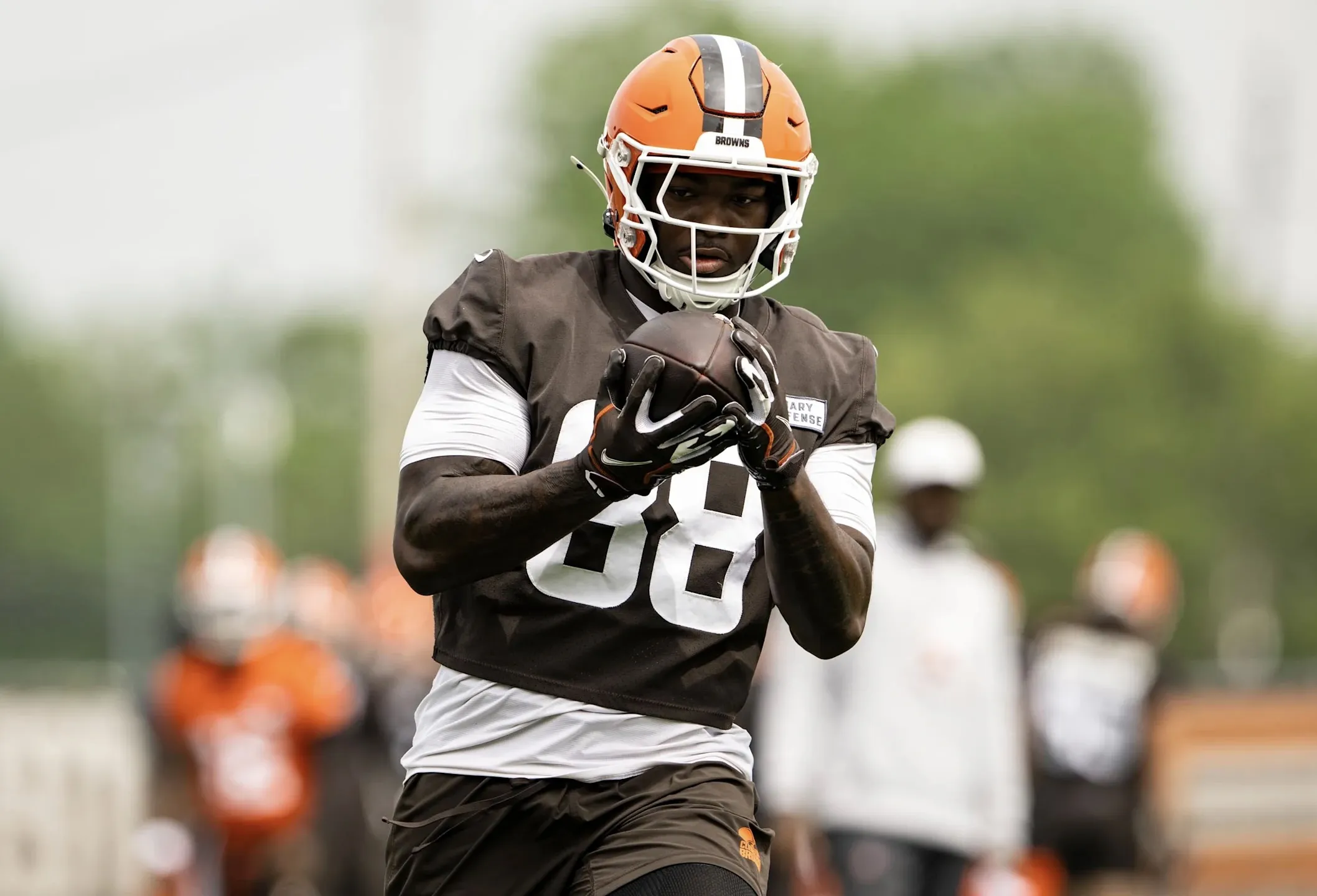 Browns assistant coach can't contain excitement talking about day two rookie