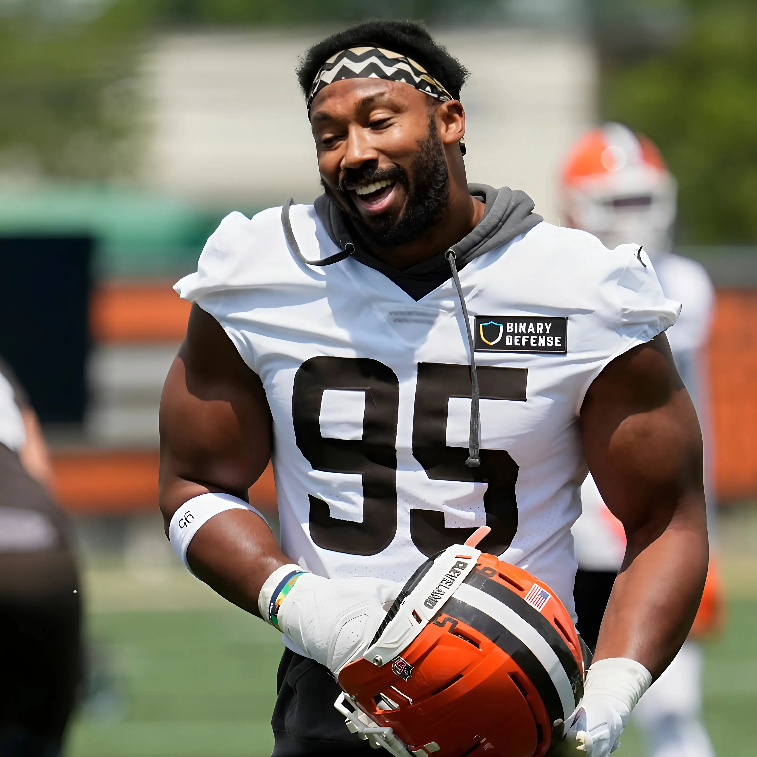 Myles Garrett Shares Strong Words on Browns QB Shedeur Sanders