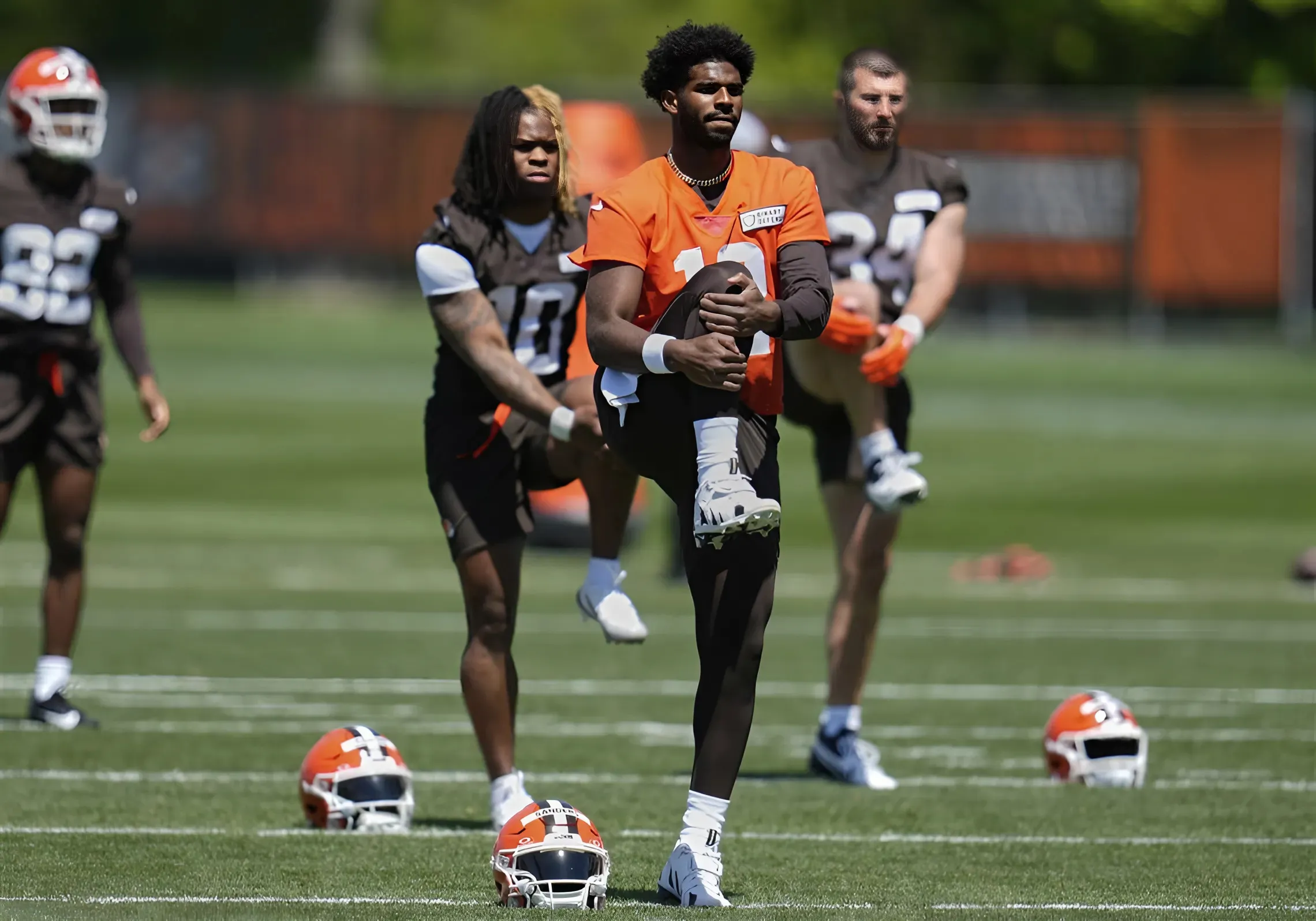 Browns QBs Put on Notice as Shedeur Sanders Hype Grows