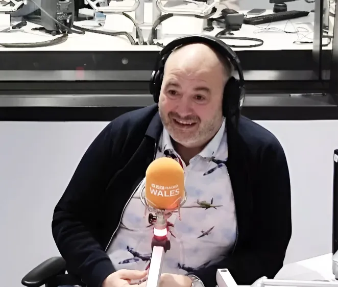 Wynne Evans 'makes dig' at BBC as he returns to radio after Strictly axe