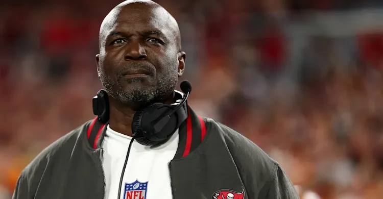 Hall of Fame coach 'has been eyeballing' Buccaneers to replace Todd Bowles