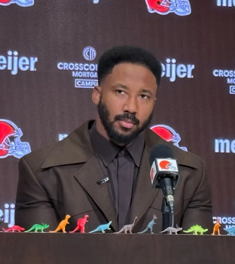 Browns’ Myles Garrett Sends Strong Message to Cowboys