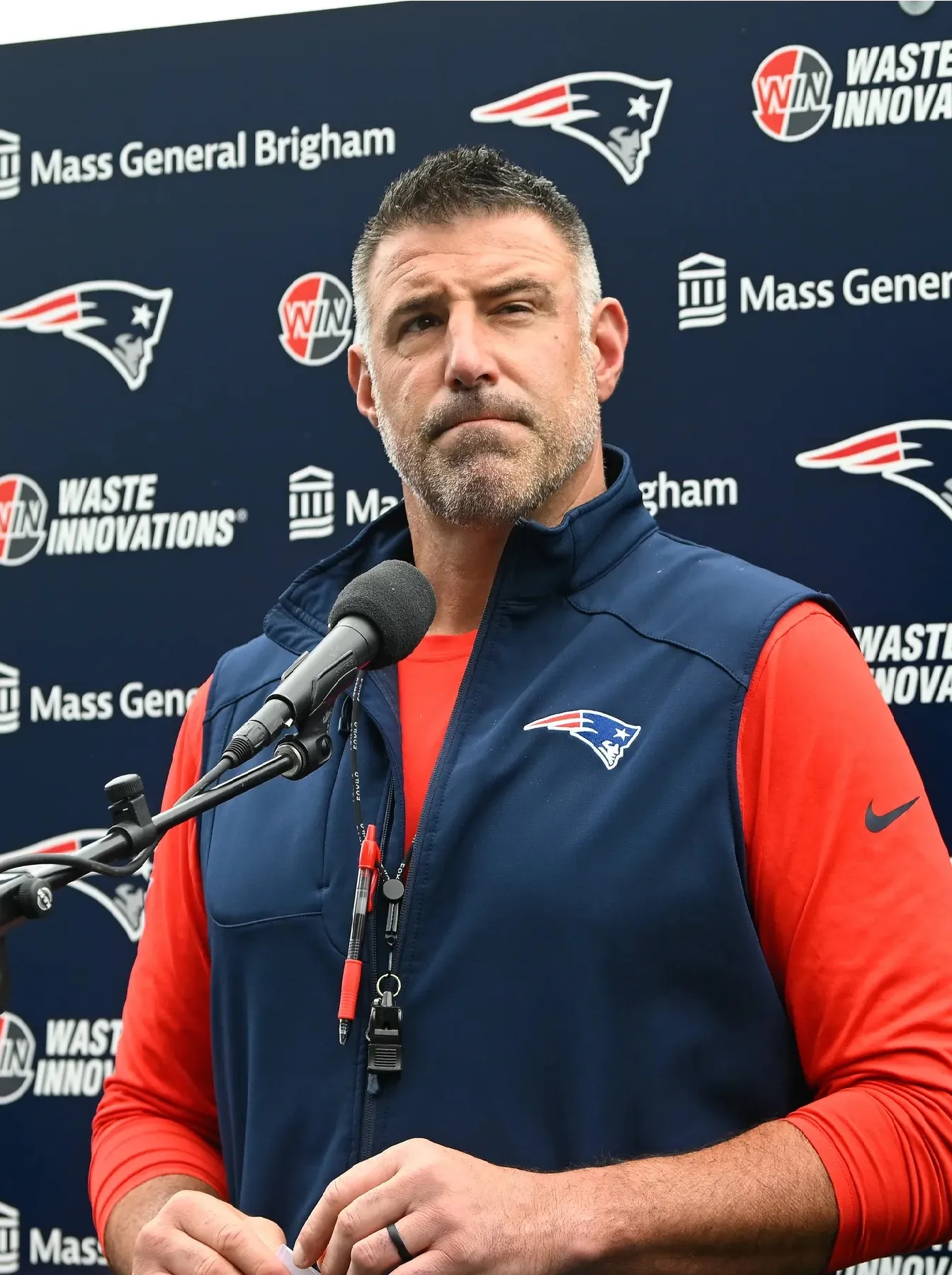 Patriots’ $104 Million Lineman Embraces Physicality of Mike Vrabel’s System