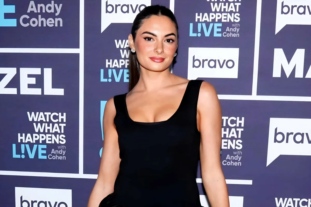 Paige DeSorbo Reveals the Health Scare That Abruptly Cut Her Love Island USA Appearance Short tram