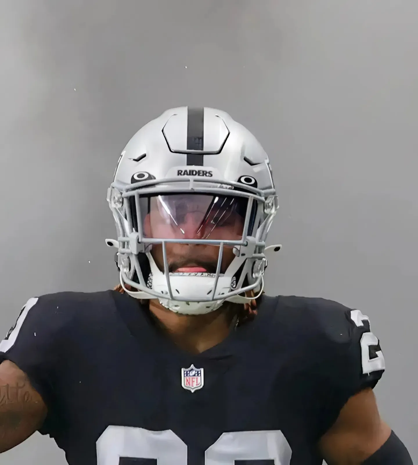 Ex-Raider Signs With Texans After 3 Seasons out of NFL
