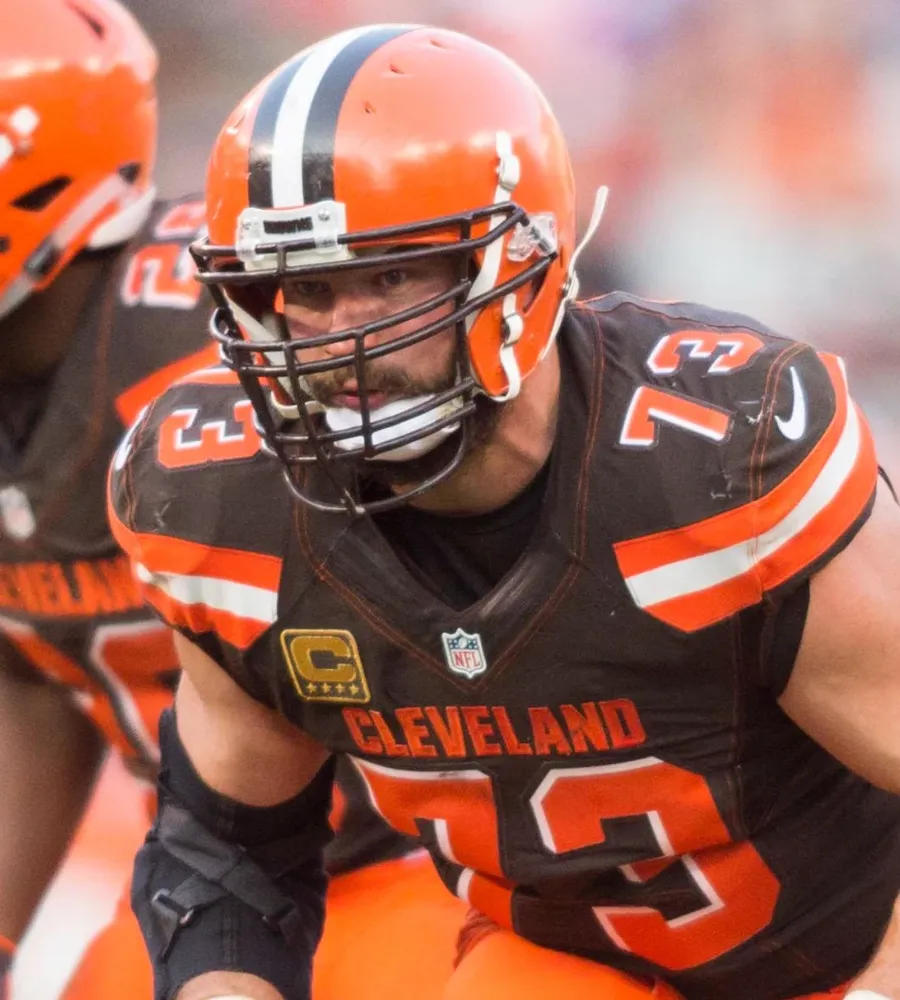 Cleveland Browns Legend Featured on ESPN's All-Quarter Century Team