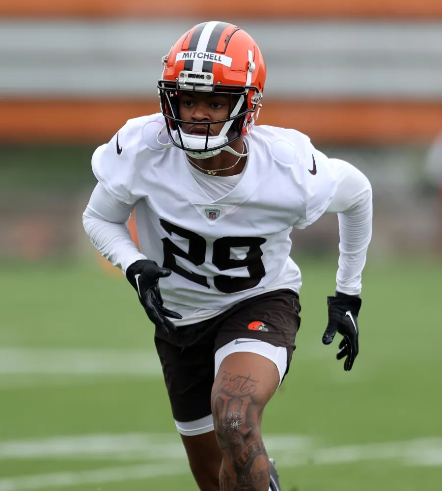 Quiet Corner, Loud Potential: Browns’ Cameron Mitchell Set for 2025 Breakout