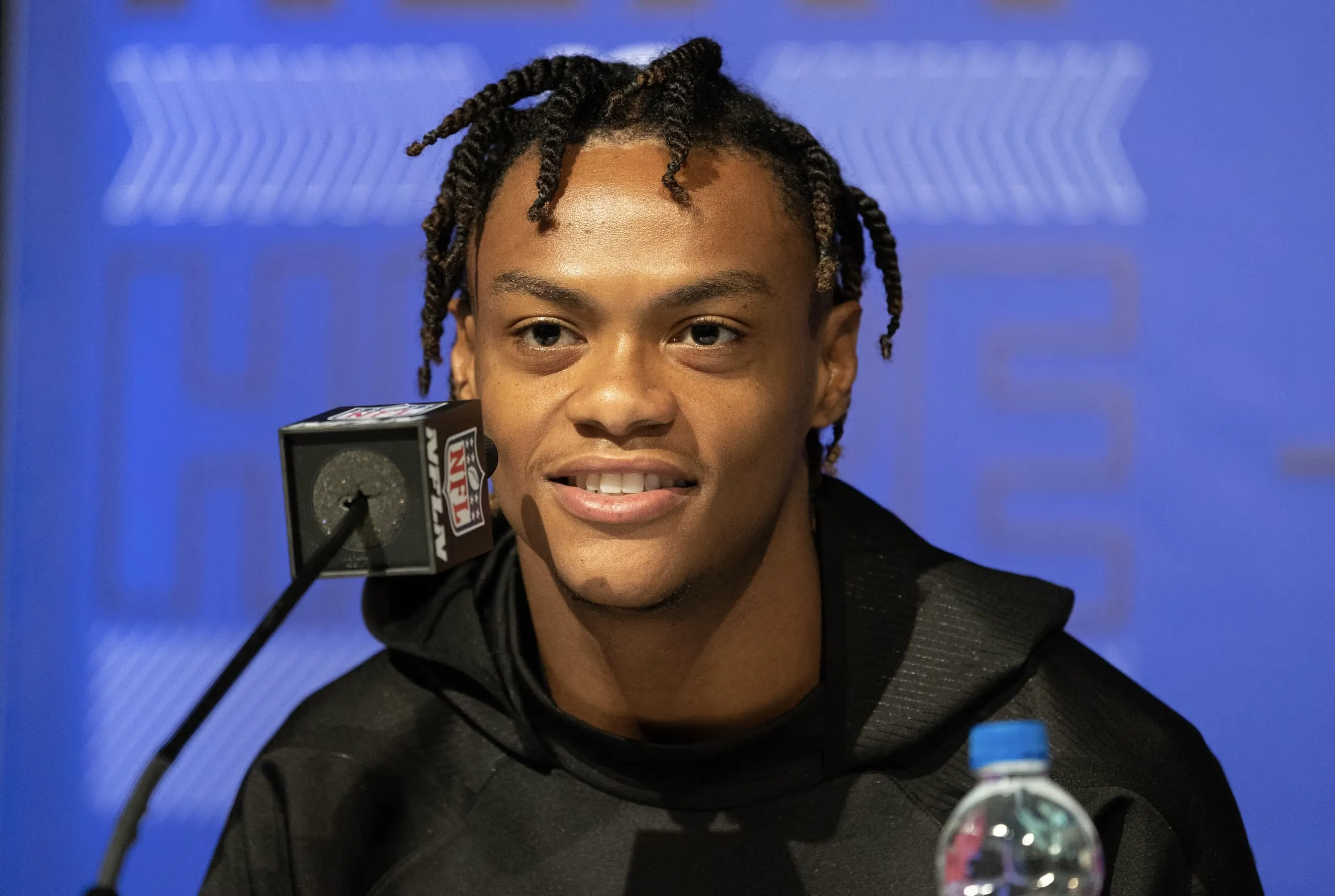 Youngster Pays Price as Broncos Sign Playmaker From Familiar Pipeline