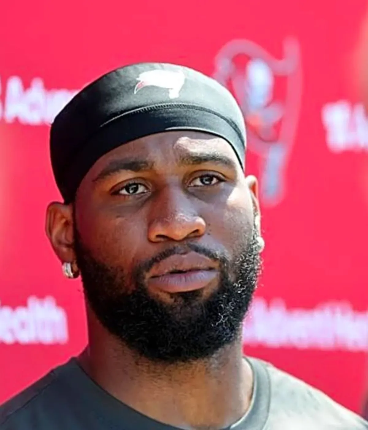 Bucs banking on Haason Reddick to transform pass rush in 2025
