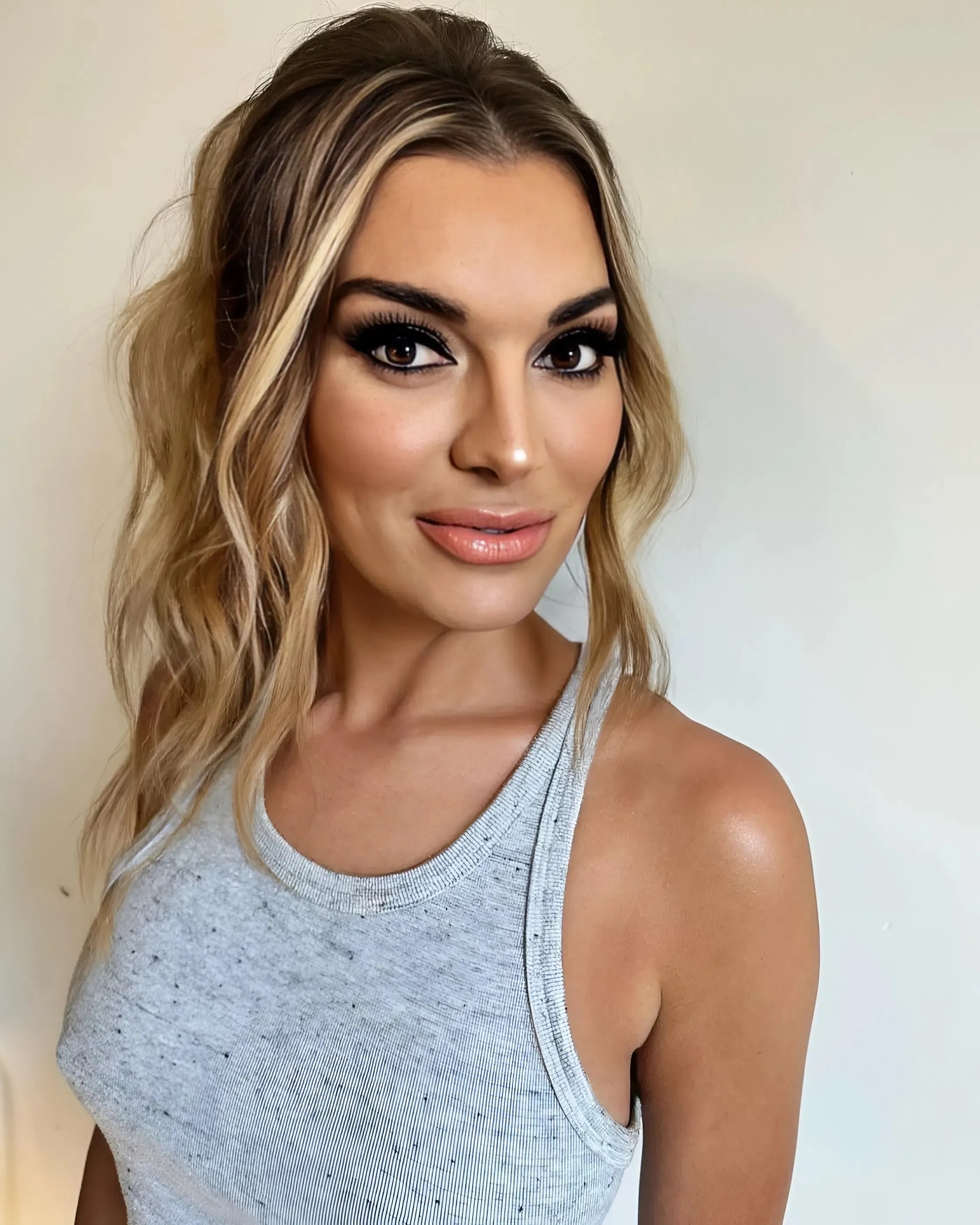 Lindsay Hubbard Confirms Return to Summer House, Says Season 10 Will be “Different,” Plus See Who Else is Coming Back as Filming Date is Revealed