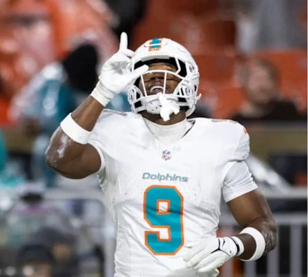 Jonnu Smith Trade Rumours Hint At Dolphins’ Agenda
