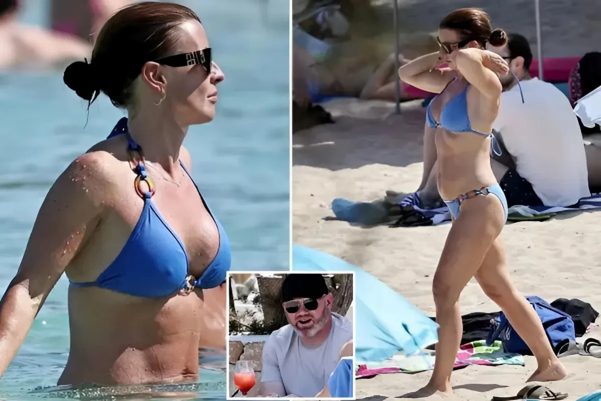 Coleen Rooney shows off rock-hard abs in a bikini on holiday with husband Wayne in Ibiza ngocc