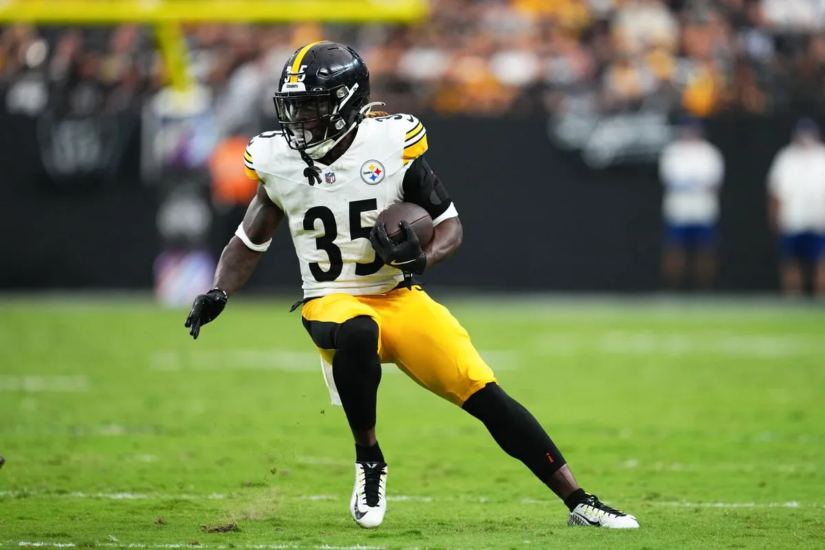 Steelers Clear Roster Spot With Veteran RB Release