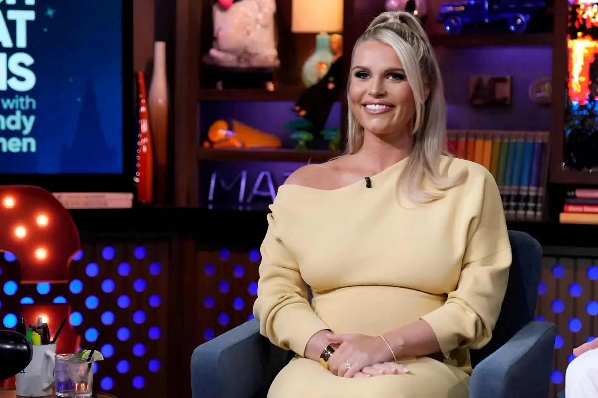 Southern Charm’s Madison LeCroy Calls Pregnancy ‘No Joke’ tram