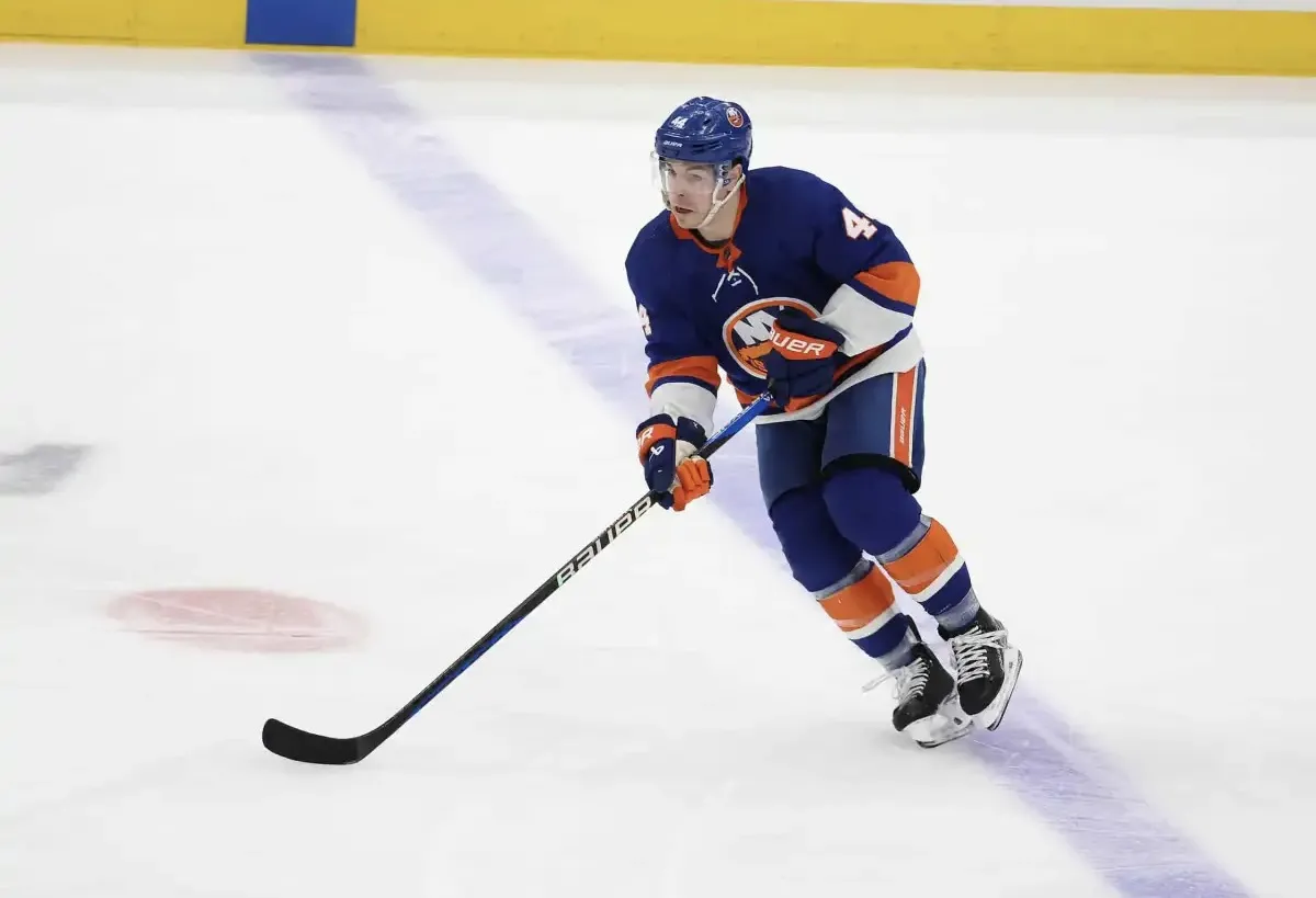 Trade Proposal Has Boston Bruins Getting $30M Center