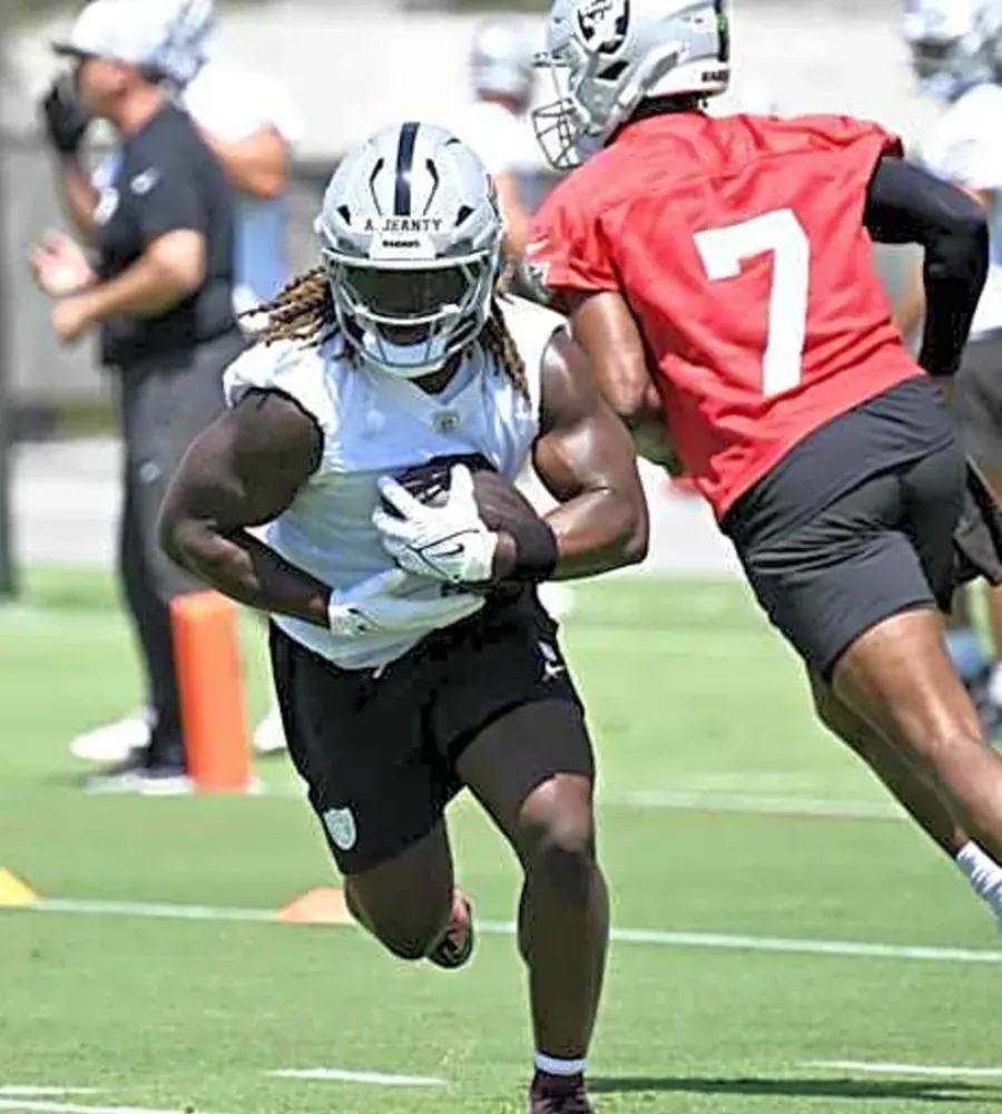 Raiders' Jeanty is Insider's Favorite For Rookie of the Year