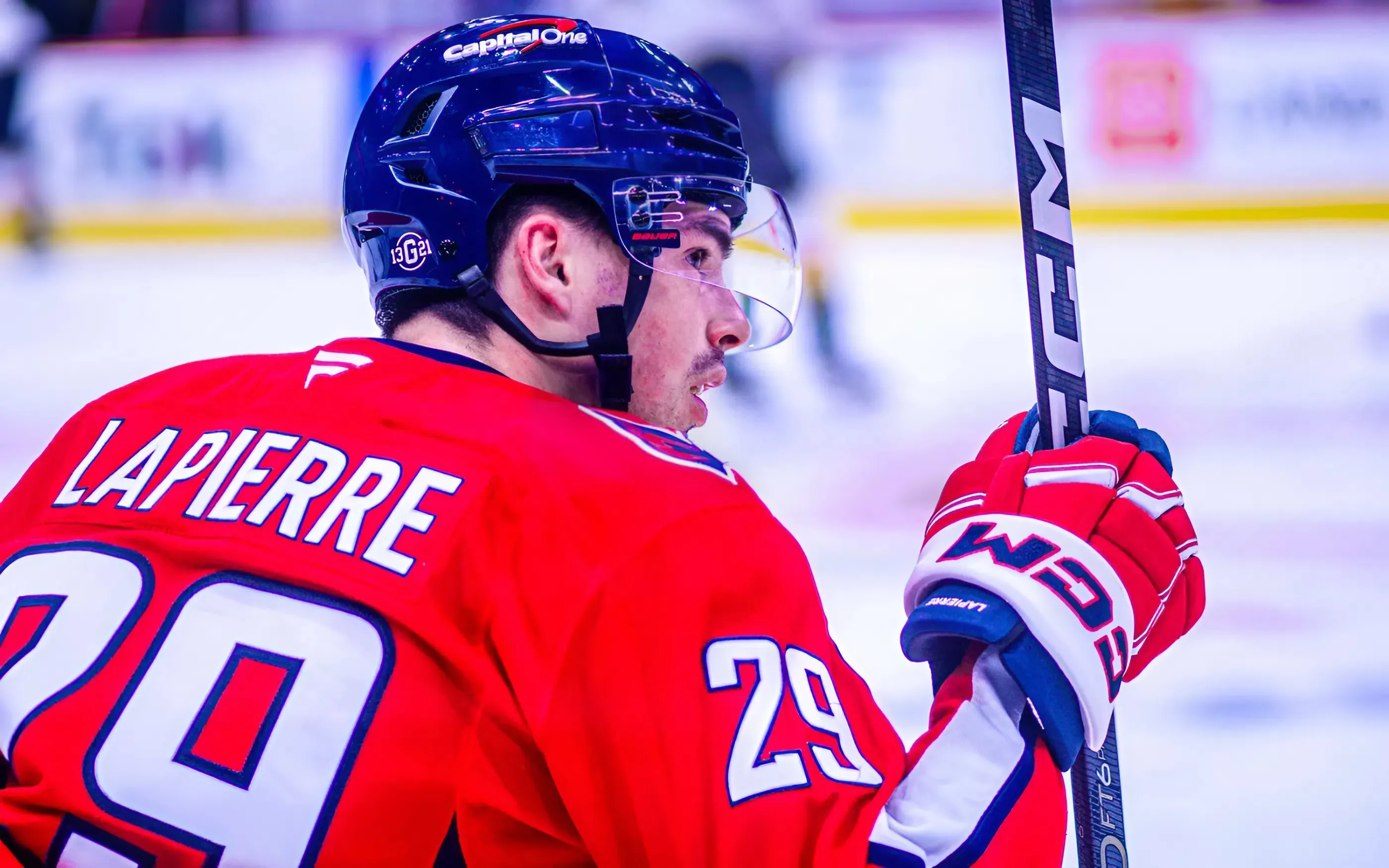 Hendrix Lapierre Still Has Much to Prove to the Capitals: Free Agency and Camp Expectations trucc