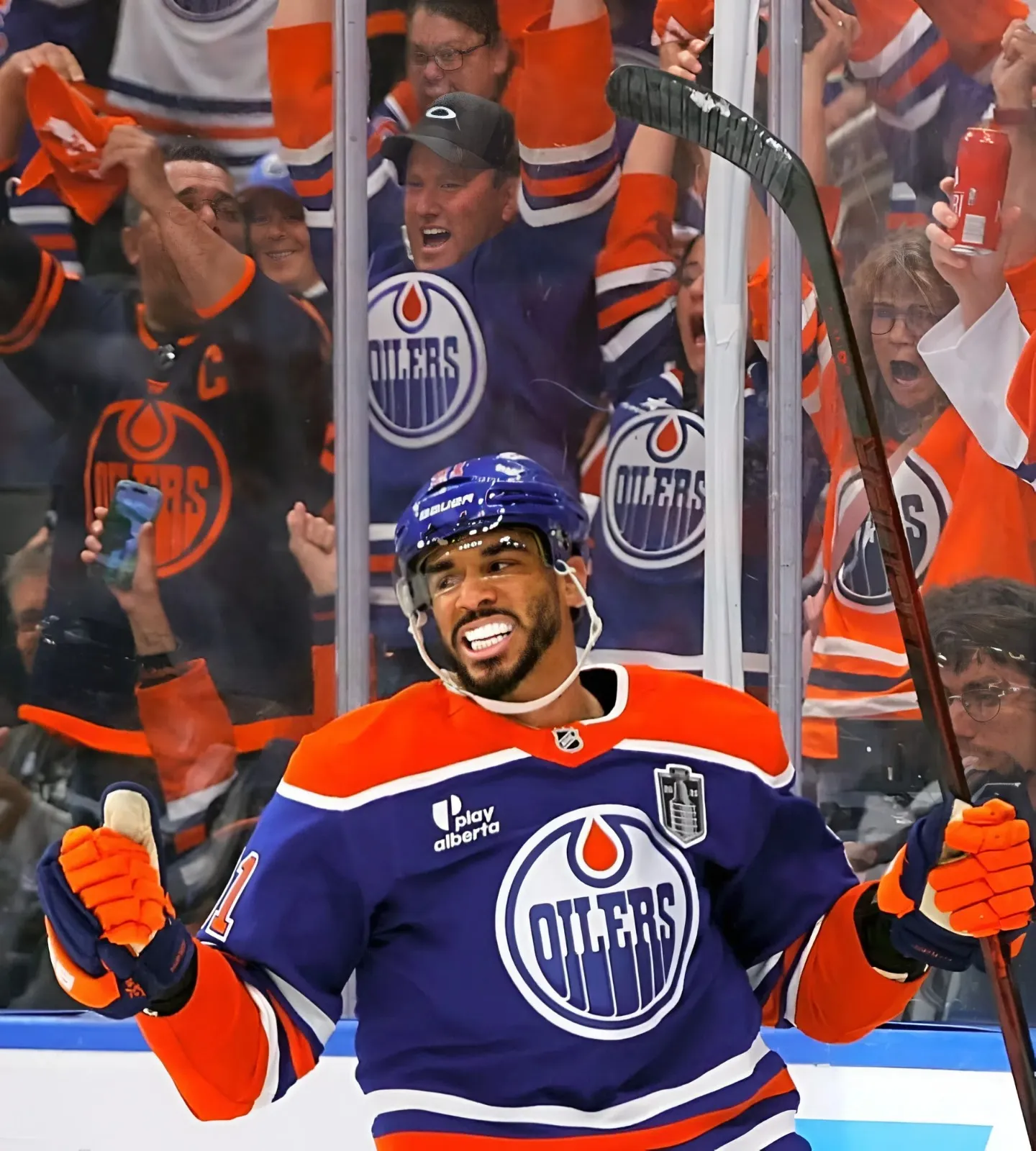 Evander Kane Bashes Analysts with Shameless Response After Stanley Cup Meltdown