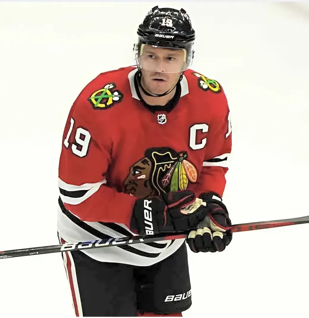 Blackhawks send Jonathan Toews message after Jets agreement