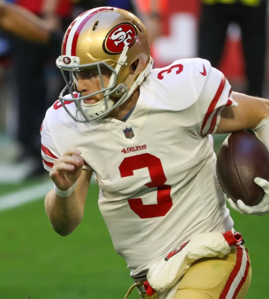 Patriots Eye QB Experience: C.J. Beathard Could Be Key Backup For Maye & Dobbs