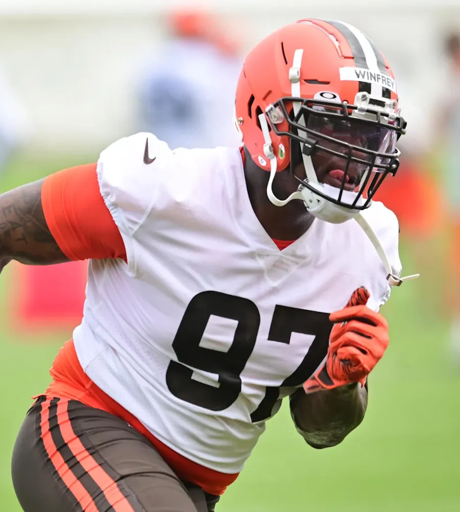 Ex-Browns DT Perrion Winfrey Joins Cowboys—Seeks Redemption After Off‑Field Woes