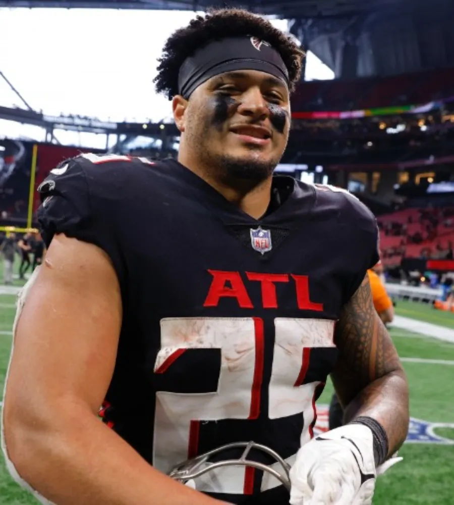 Bills Eye Falcons’ Tyler Allgeier as James Cook Insurance—Trade Talk Heats Up