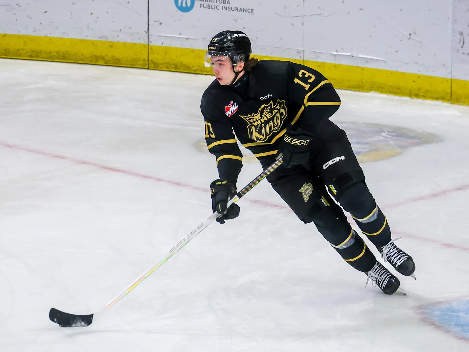 Boston Bruins projected to land 6-foot-5 center in latest 2025 NHL mock draft